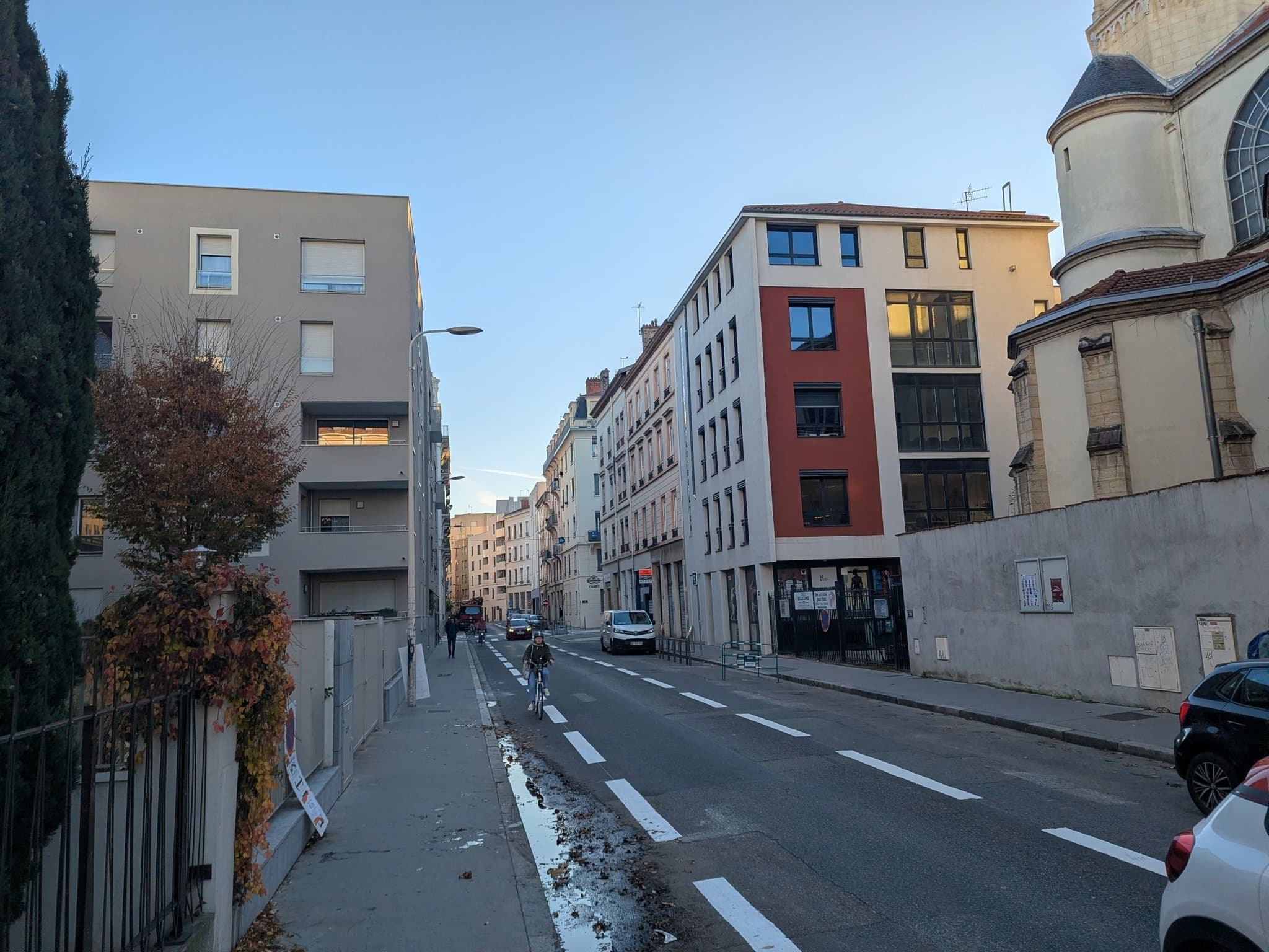 Nouveau double-sens cyclable rue de la Viabert