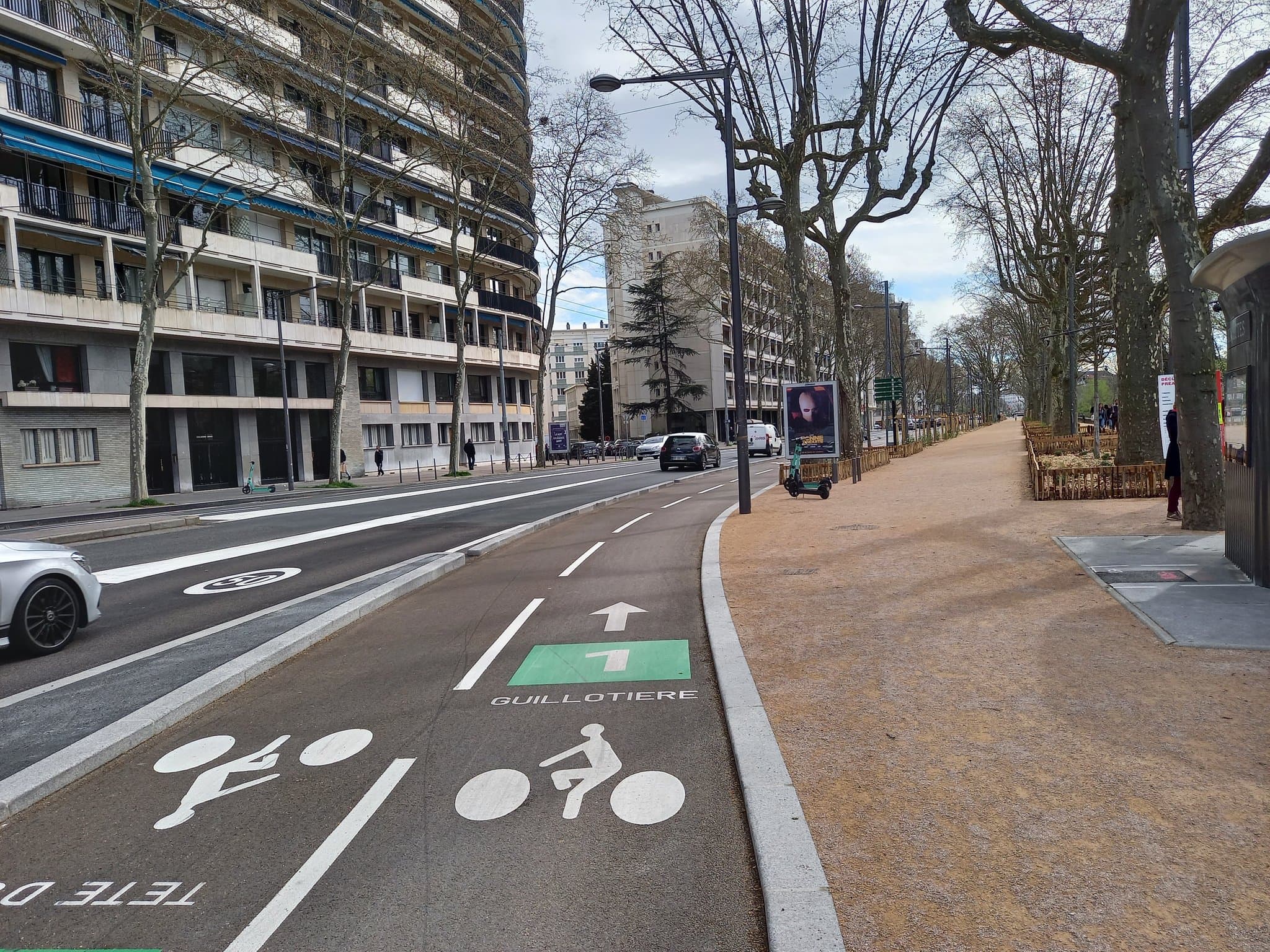 Voie Lyonnaise n°1 sur la rive gauche du Rhône